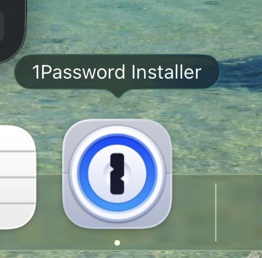 Macのdockに表示された1Password Installerのアイコン